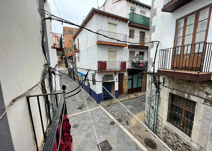 Apartamento De 2 Habitaciones En La Zona Centro.