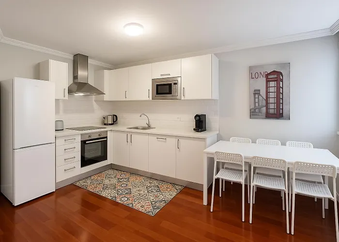 Apartamento De 2 Habitaciones En La Zona Centro.